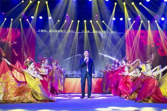 王健林：萬(wàn)達(dá)決定做互聯(lián)網(wǎng)金融（網(wǎng)絡(luò)信貸、移動(dòng)支付）